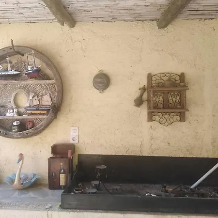 Anna's House