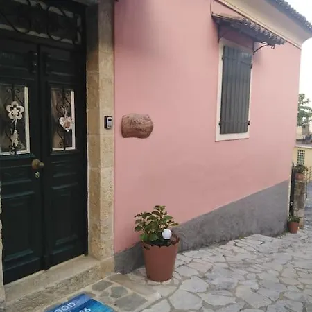 Case de vacanță Anna's House